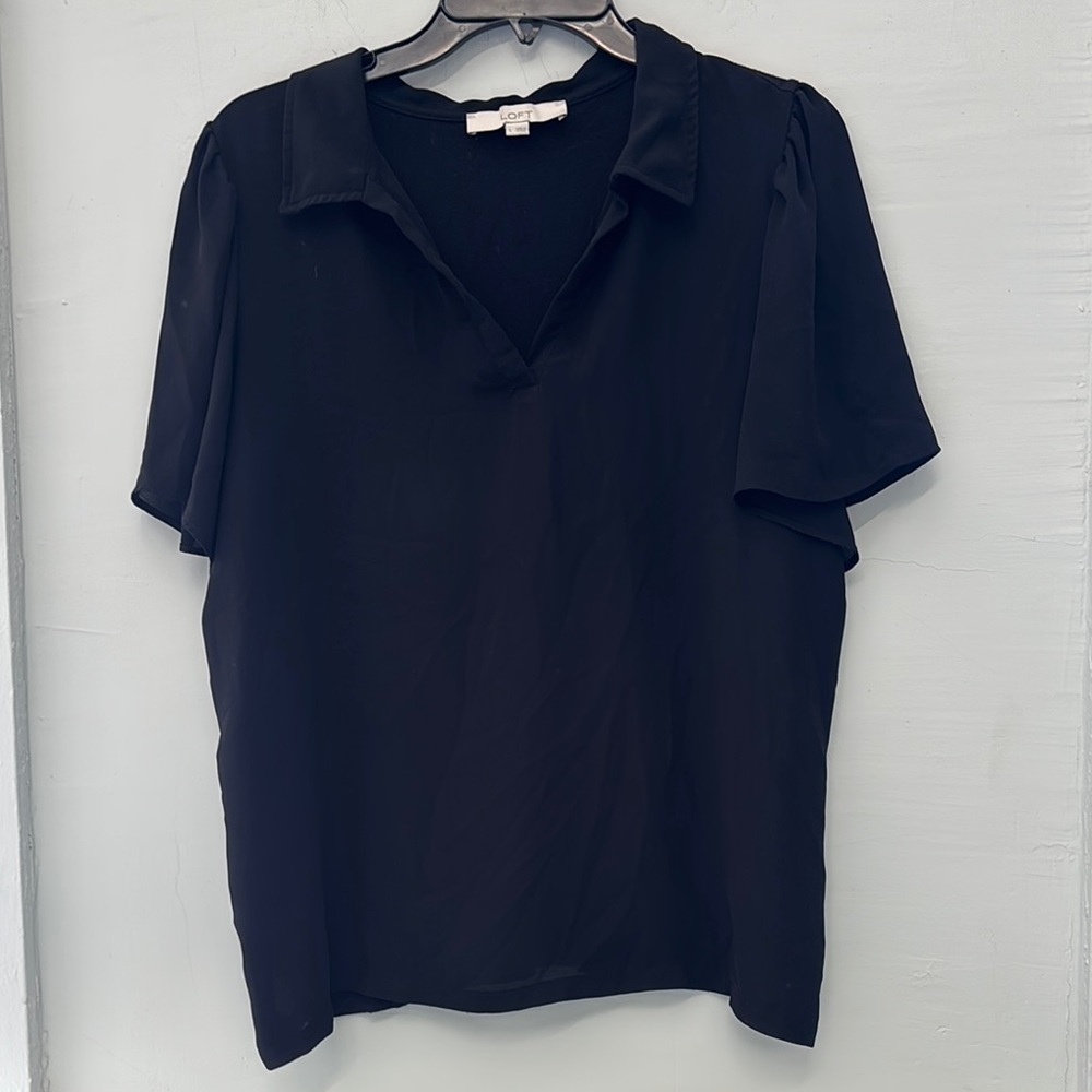 Loft Light Weight Black‎ Collared Blouse Size Large